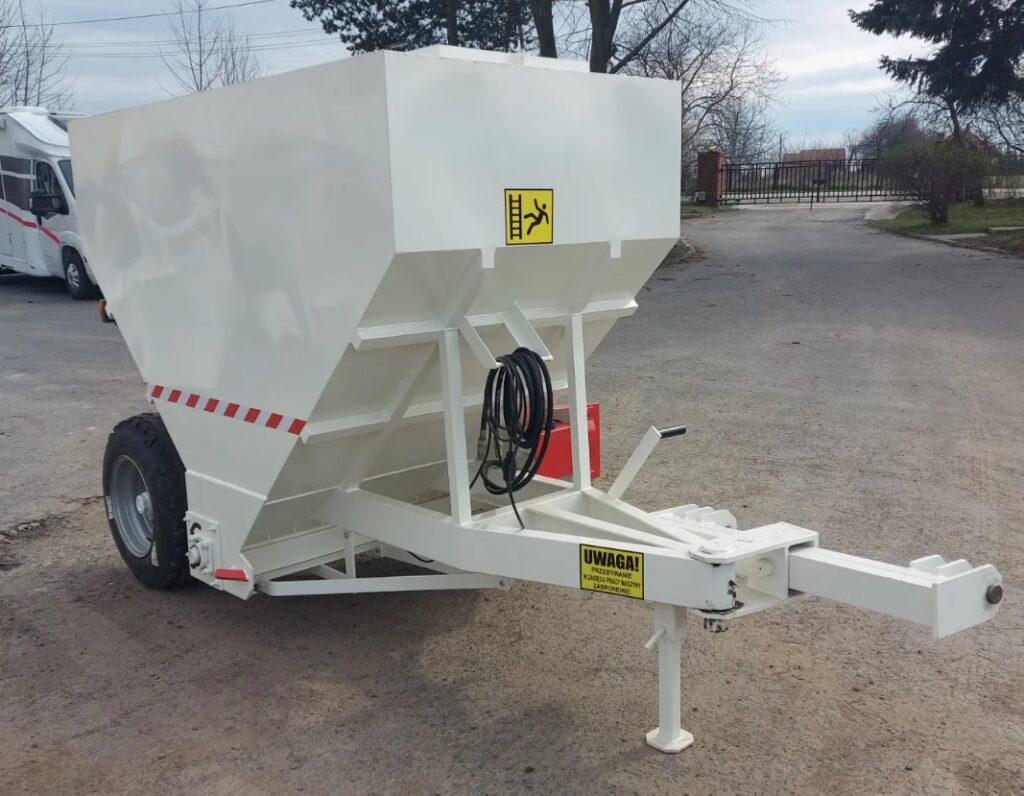 Rozsypywacz spoiw 3 Rozsypywacz-spoiw-RS-4000